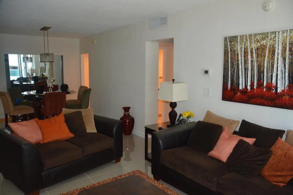 Apartments At Sian Residences Hallandale Beach Εξωτερικό φωτογραφία
