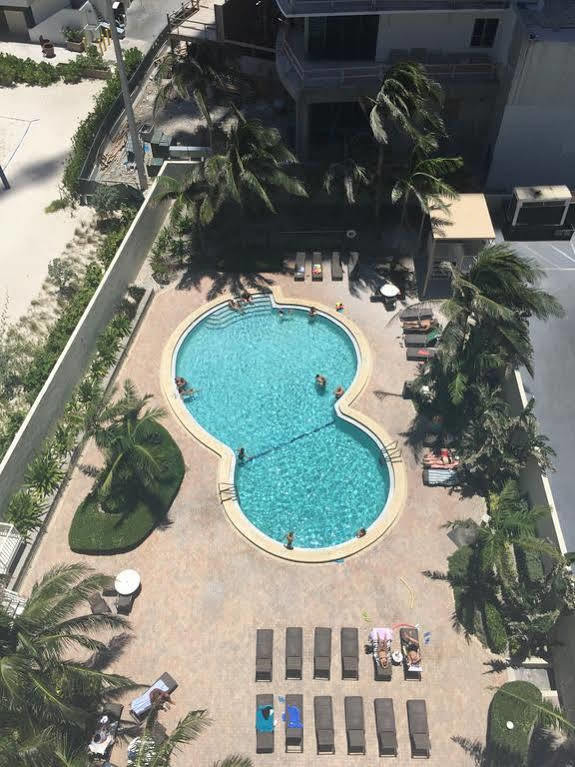 Apartments At Sian Residences Hallandale Beach Εξωτερικό φωτογραφία